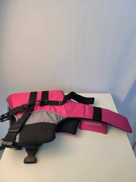 Jouet pour chien - Veste de flottaison rose