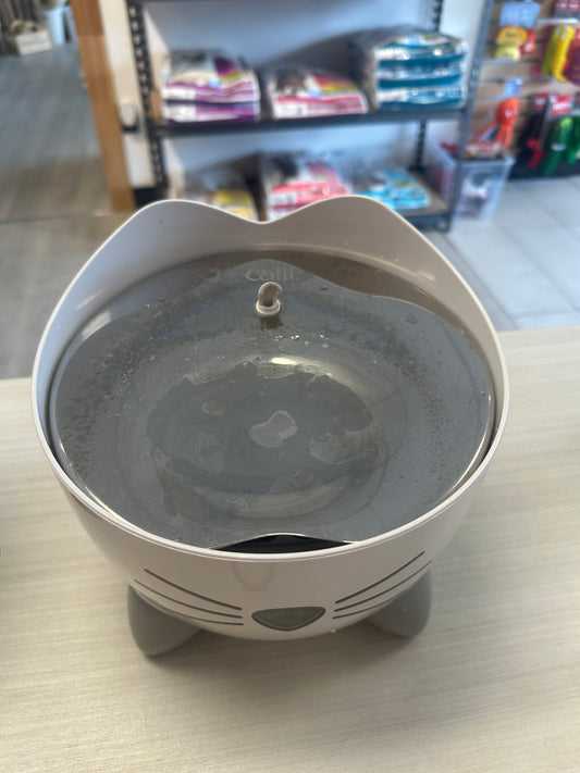 Fontaine à eau Catit avec couvent en acier inoxydable