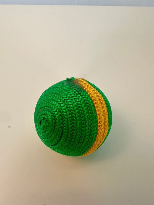 Peluche pour chat - Petite balle verte et jaune
