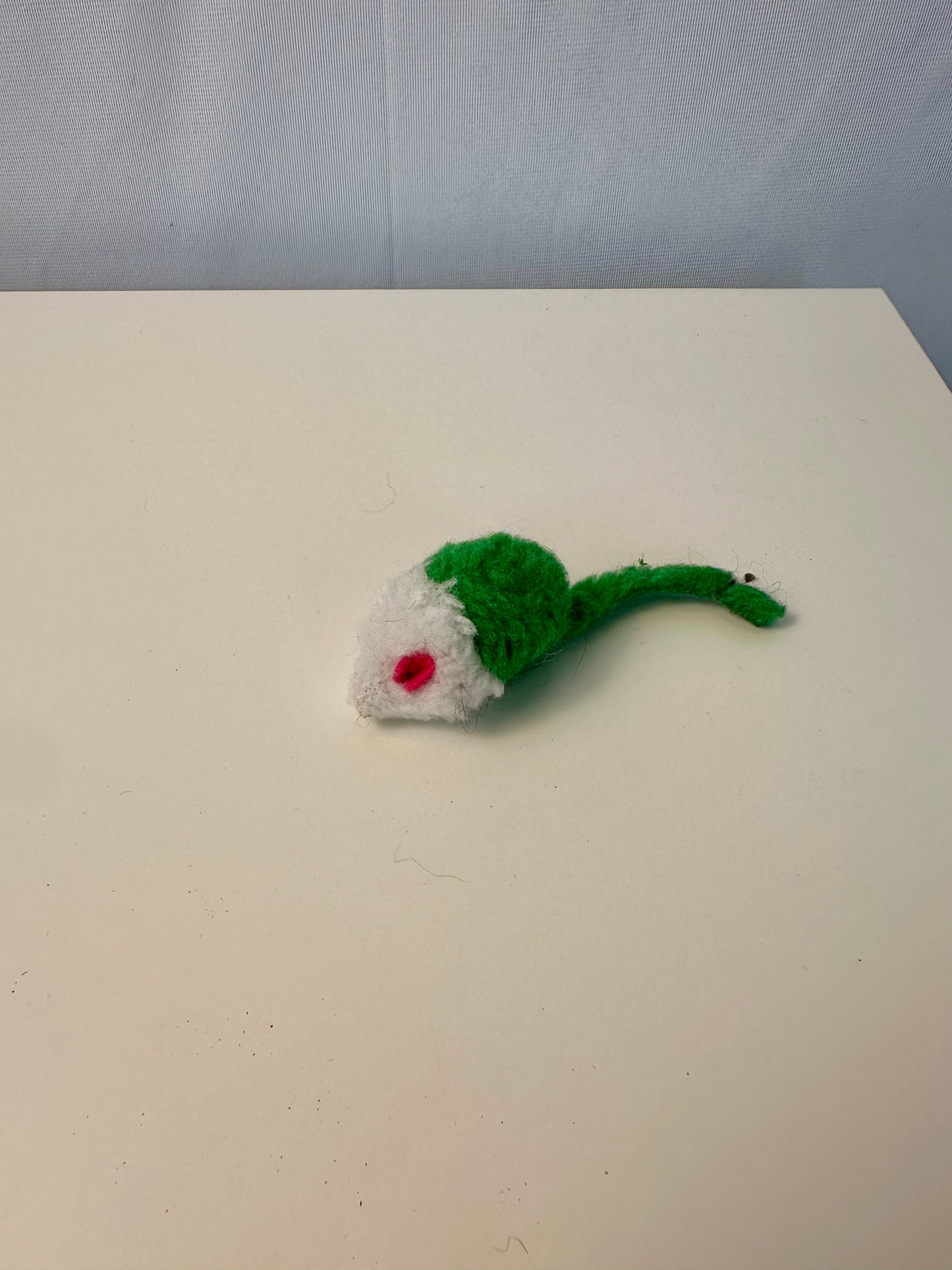 Peluche pour chat - Mini souris verte et blanche