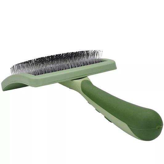 Brosse pour chien ferme et courbé