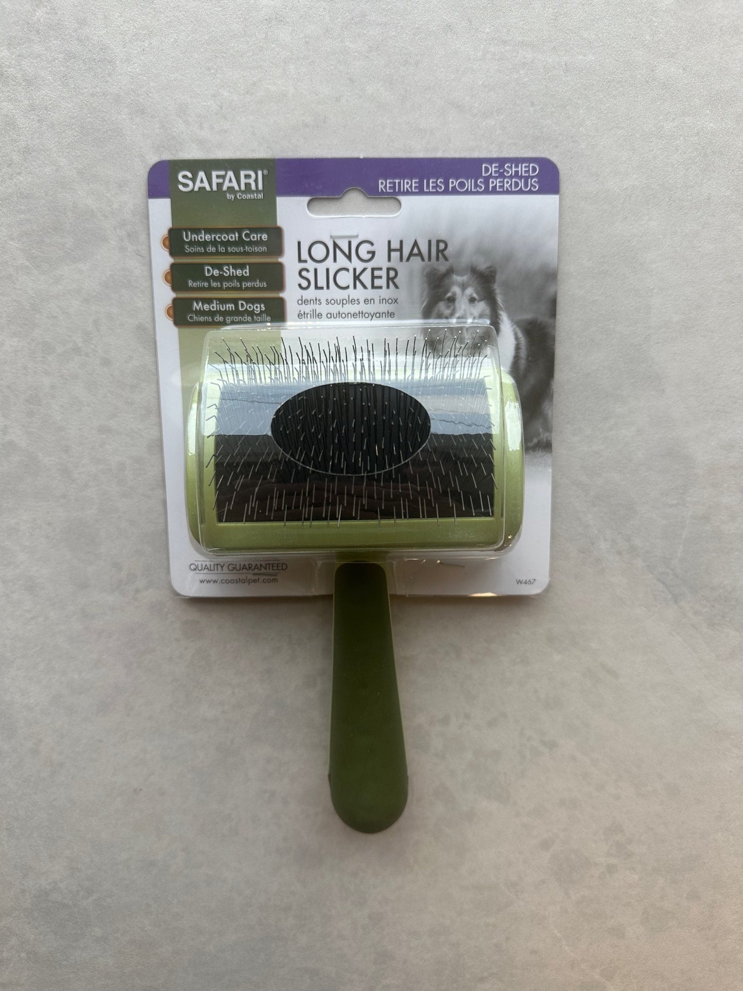 Brosse pour chien de moyen et retire les poils perdus / soins de la sous-toison - Maître Animalier